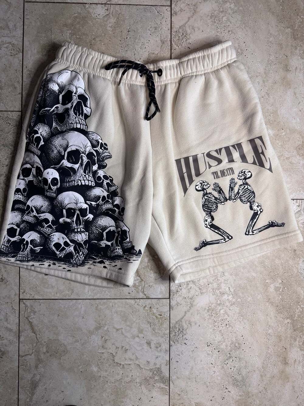 RGSTR Hustle Til Death Skull Graphic Sweat Shorts